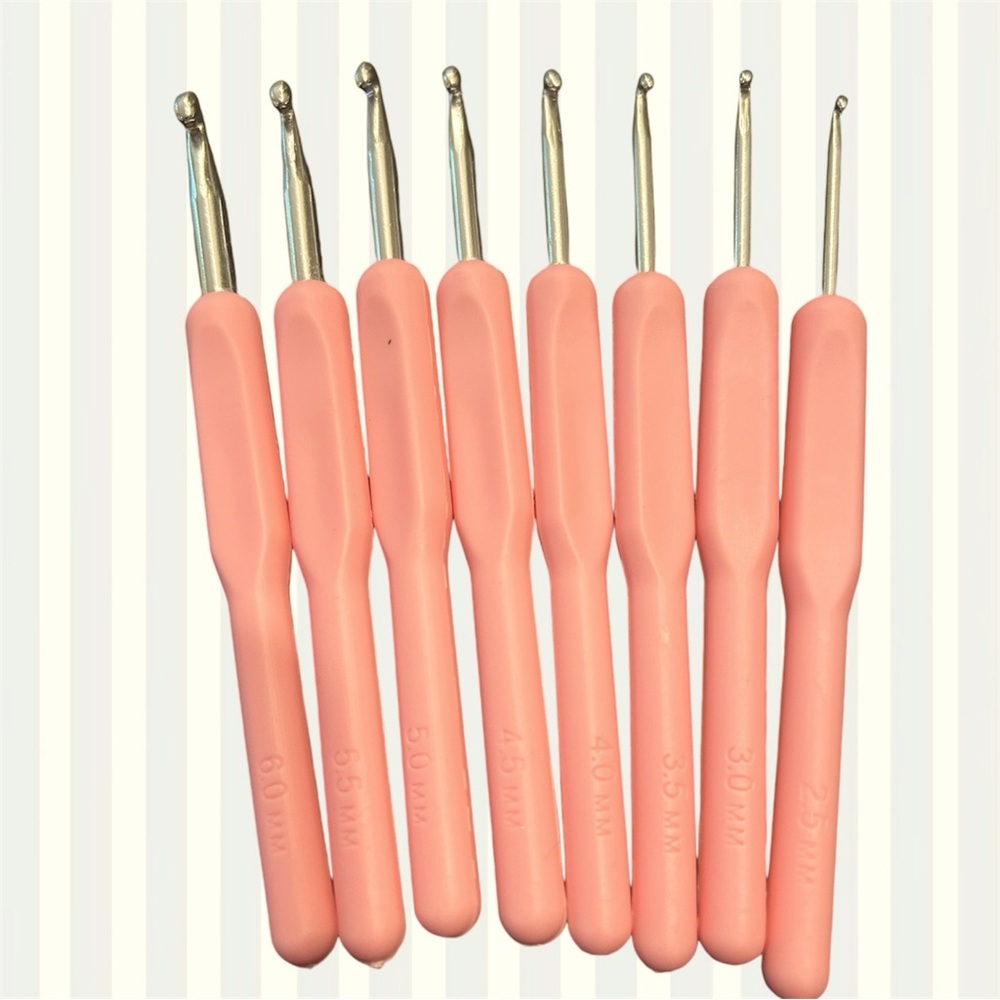 8pcs light pink crochet hooks set